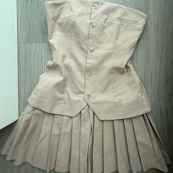Zara Strapless Beige Dress - Picture 2 of 2